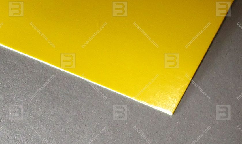 Cardboard Venicelux yellow business card photo