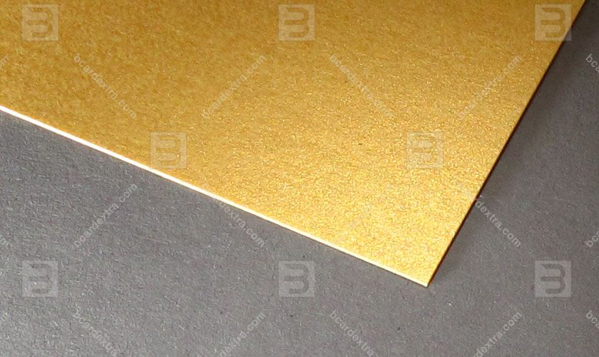 Cardboard Stardream gold business card photo